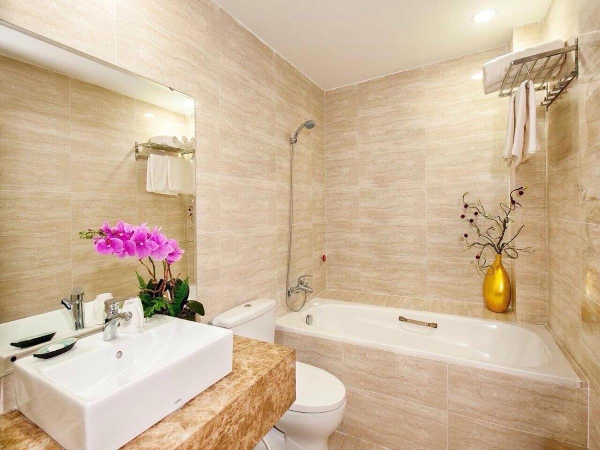 Lan Anh Hotel Ho Chi Minh City Bagian luar foto